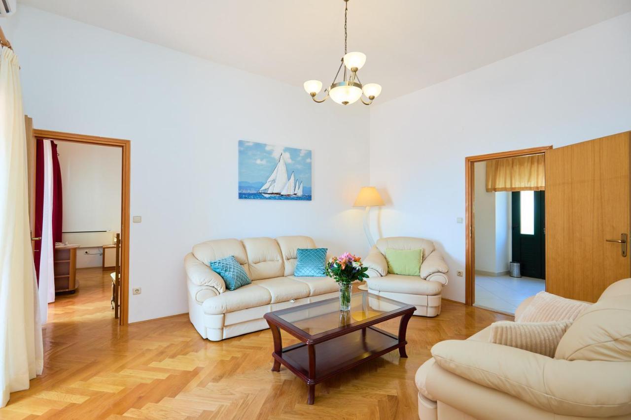Apartment Ani