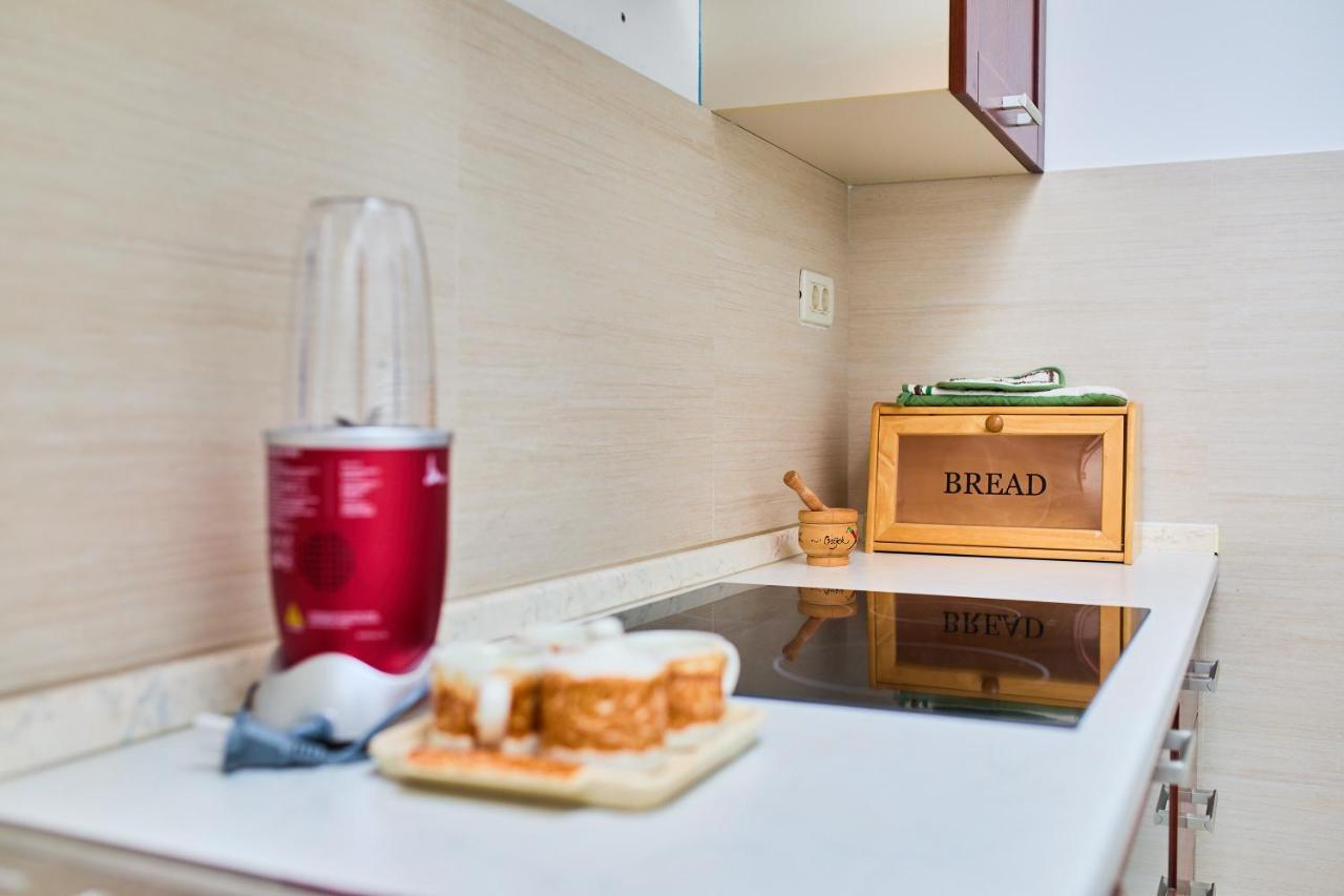 Apartment Ani Mlini